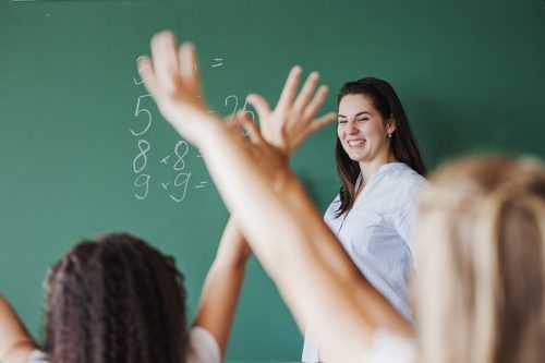 Öğretmenler Günü Hediyesi Ne Alsam?